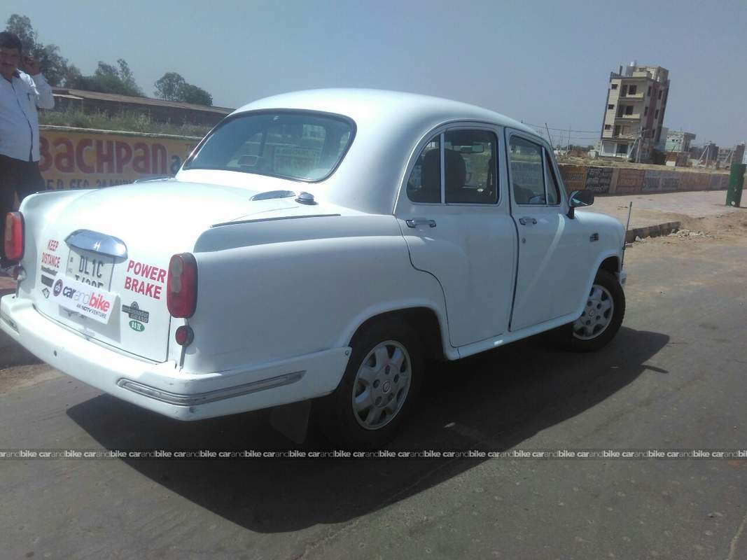 Used Hindustan Motors Ambassador Grand 1800 MPFI in New Delhi 2010
