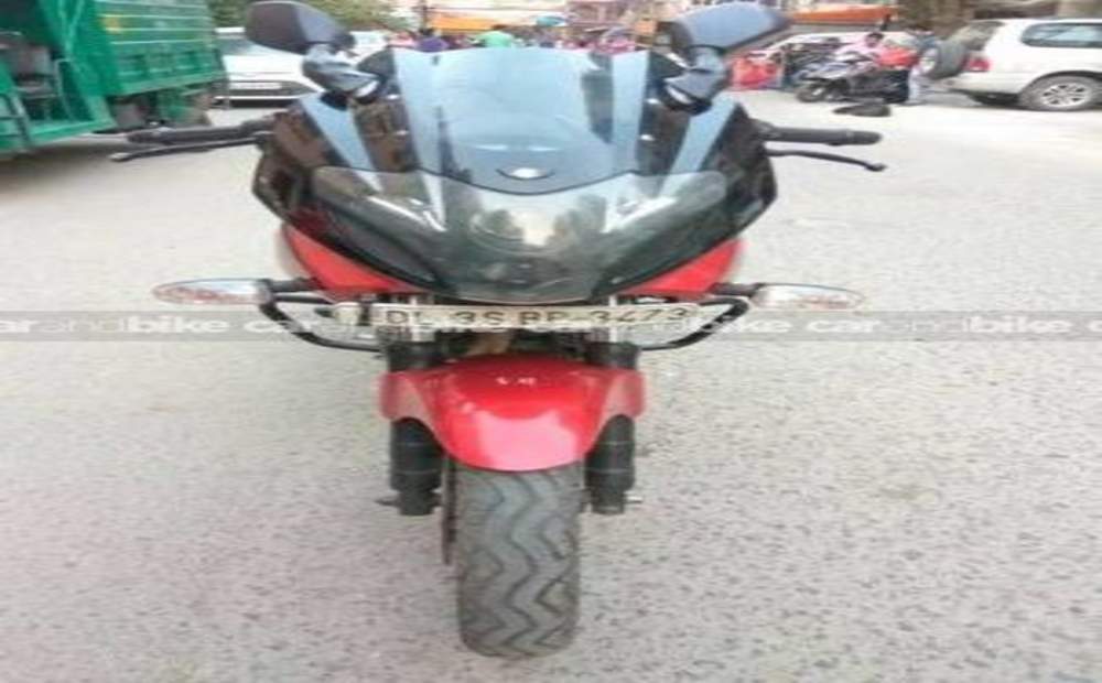 Used Bajaj Pulsar 220 Bike in New Delhi 2014 model, India ...