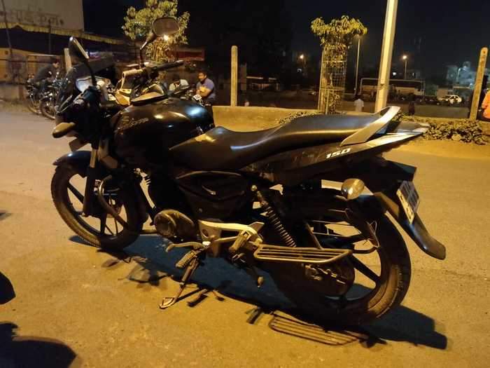 pulsar 150 front black mudguard price