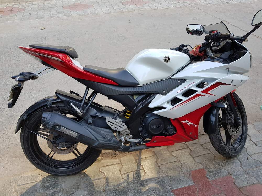 Get Used Yamaha Yzf R15 V20 Bike In Ahmedabad 2013 Model India At Desktop Wallpaper Free Get Wallpaper Used Yamaha Yzf R15 V20 Bike In Ahmedabad 2013 Model India At For Android