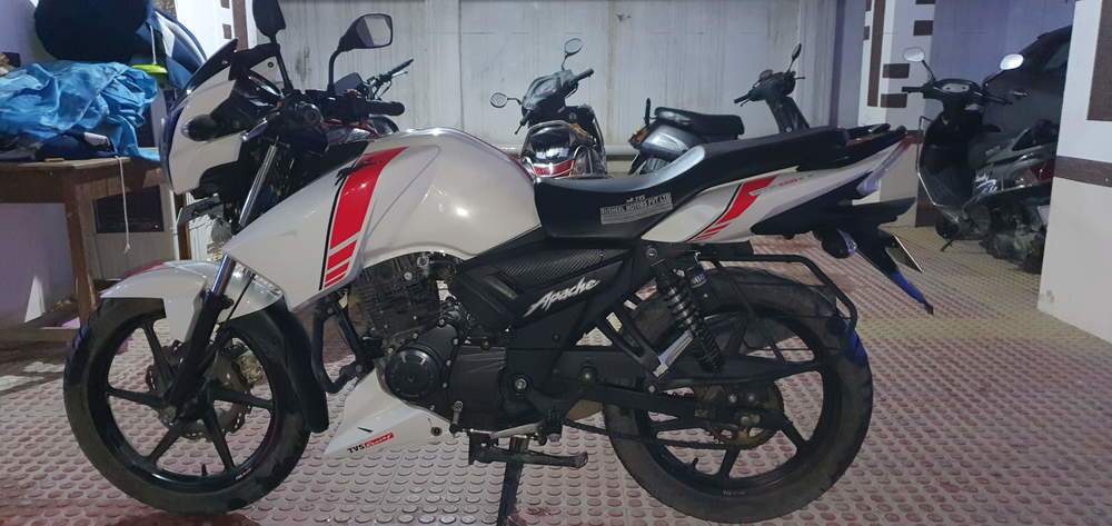 Used 2019 TVS Apache RTR 160