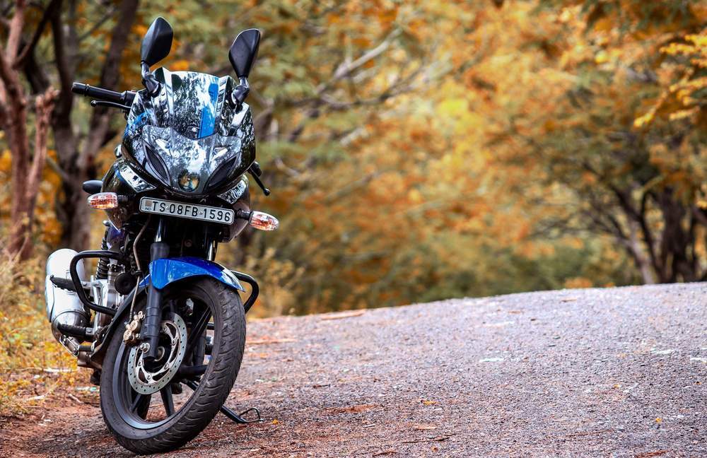 Used Bajaj Pulsar 220 Bike In Hyderabad 2016 Model India At Best