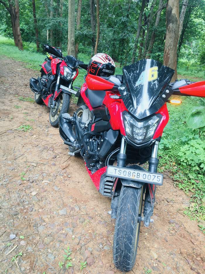 tyre pressure for dominar 400