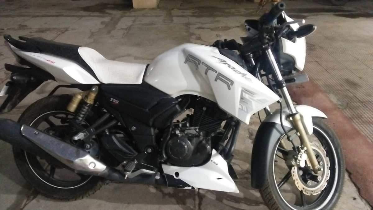 Used Tvs Apache Rtr 180 Bike In Lucknow 2018 Model India At