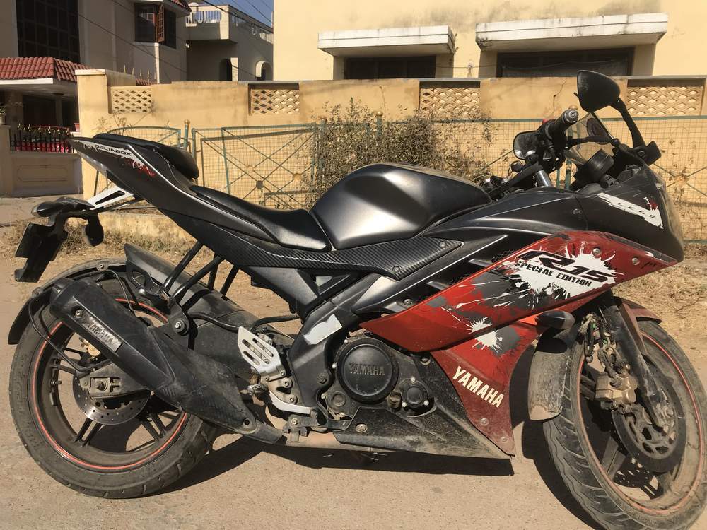 Get Used Yamaha Yzf R15 V20 Bike In Hyderabad 2016 Model India At Desktop Wallpaper Free Wallpaper Used Yamaha Yzf R15 V20 Bike In Hyderabad 2016 Model India At Desktop Wallpaper Free