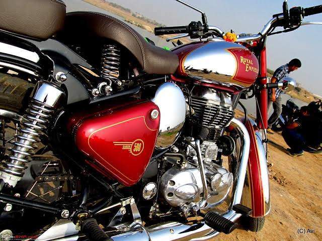 Used Royal Enfield Classic Chrome Bike in Kolkata 2015 model, India at
