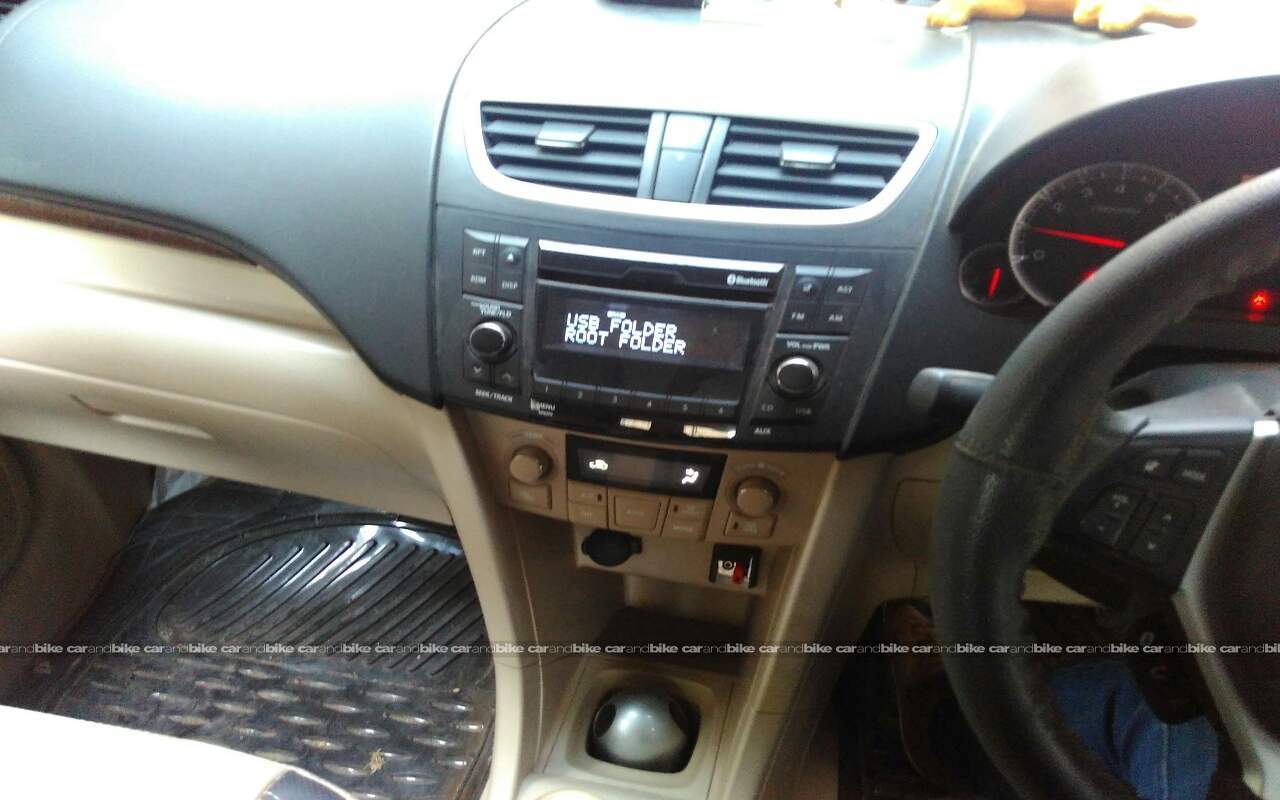 Used Maruti Suzuki Swift Dzire ZXI in West Delhi 2015 model, India at