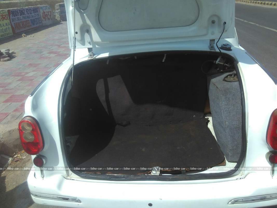 Used Hindustan Motors Ambassador Grand 1800 Mpfi In New