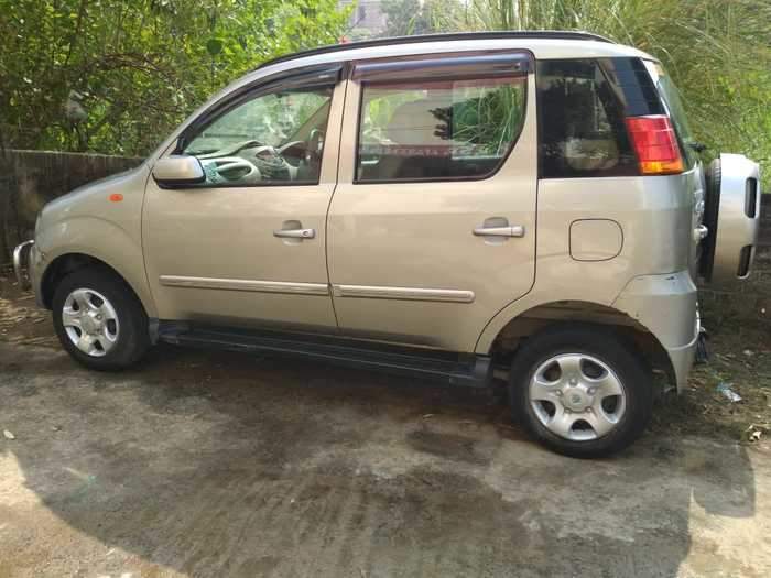 2013 Mahindra Quanto C6