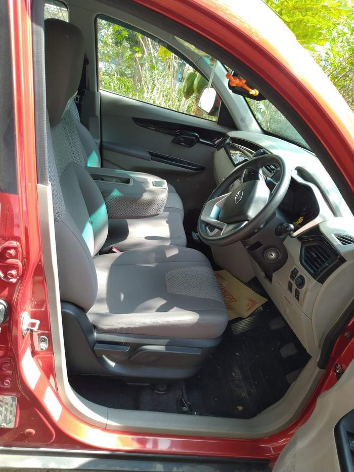 8 Seater Cars In India Price Mileage Specifications