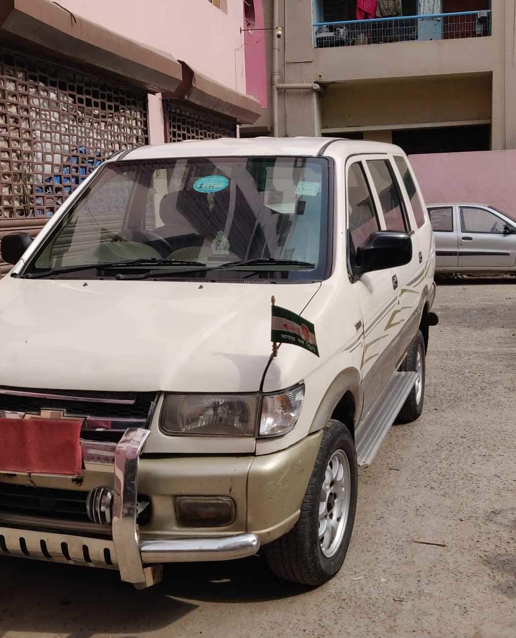 Used Chevrolet Tavera B2 10Seater in Patna 2011 model, India at Best