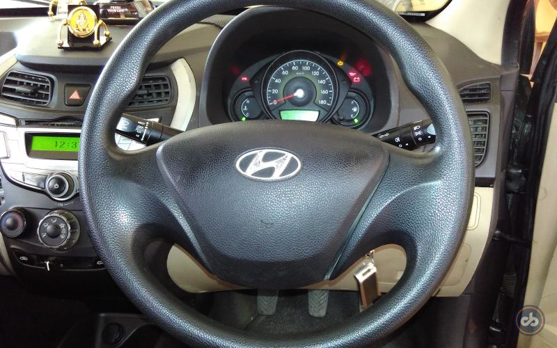 Used Hyundai EON Magna Plus in Kolkata 2012 model, India at Best Price.